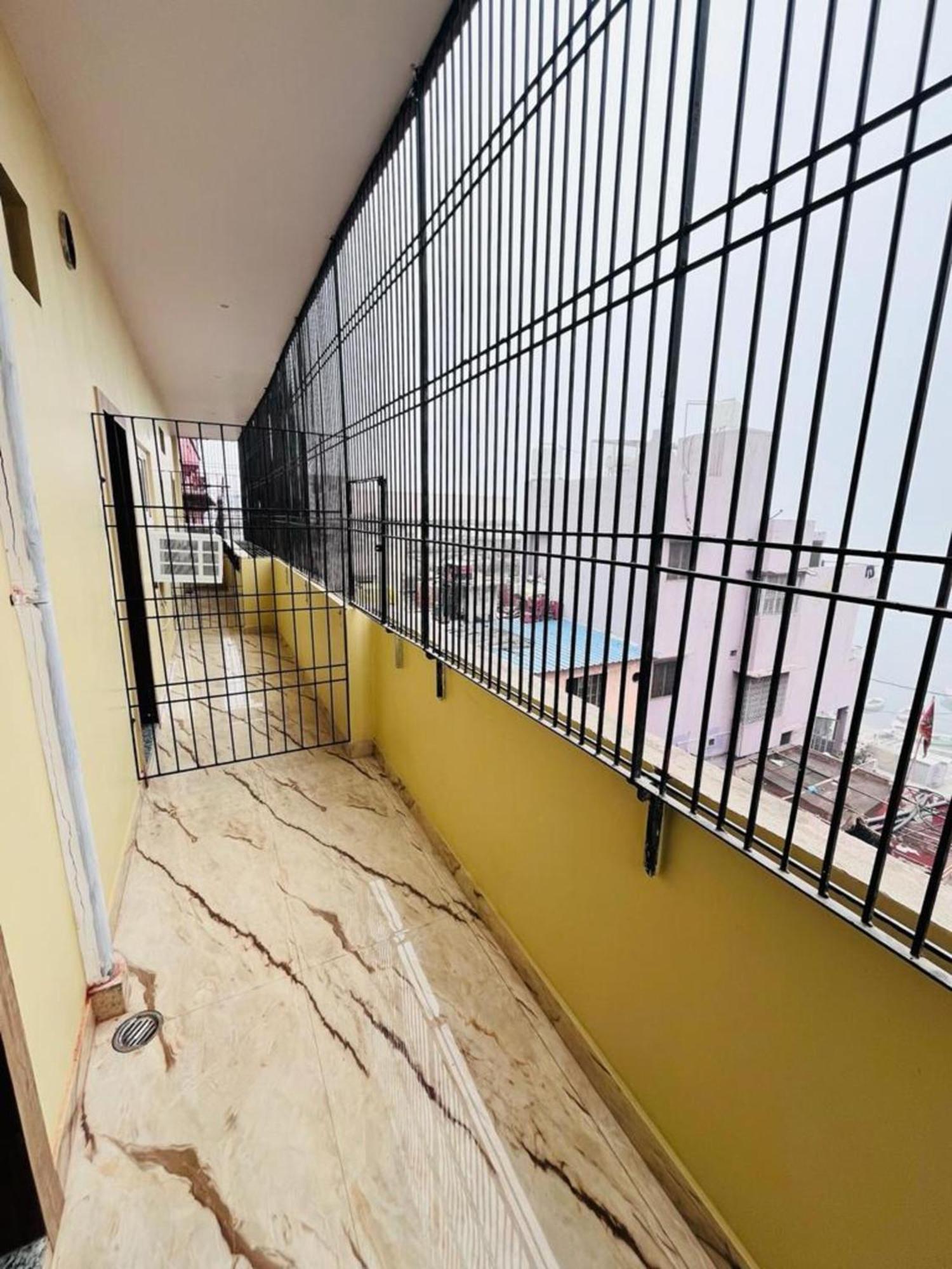 Ks Paying Guest House Waranasi Zewnętrze zdjęcie
